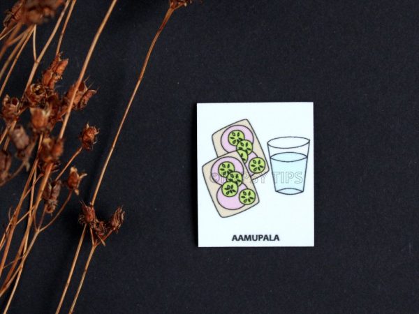 Nepsy Tips lapsen toiminnanohjauksen tukemiseen suunniteltu magneettinen kuvatukikortti Aamupala, joka kuuluu Aamutoimet kuvatukisarjaan. Aamupala kuvatukikortissa on kaksi voileipää ja lasi vettä.
