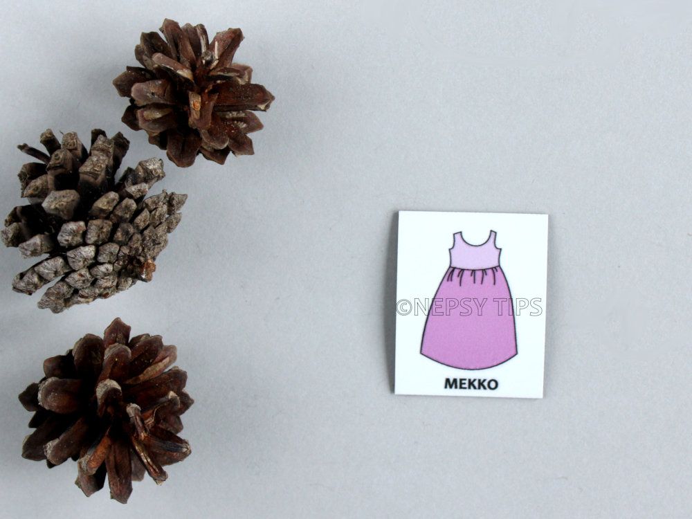 Nepsy Tips lapsen toiminnanohjauksen tukemiseen suunniteltu magneettinen kuvatukikortti Mekko, joka kuuluu Pukukortti kuvatukisarjaan. Mekko kuvatukikortissa on violetti hihaton mekko.