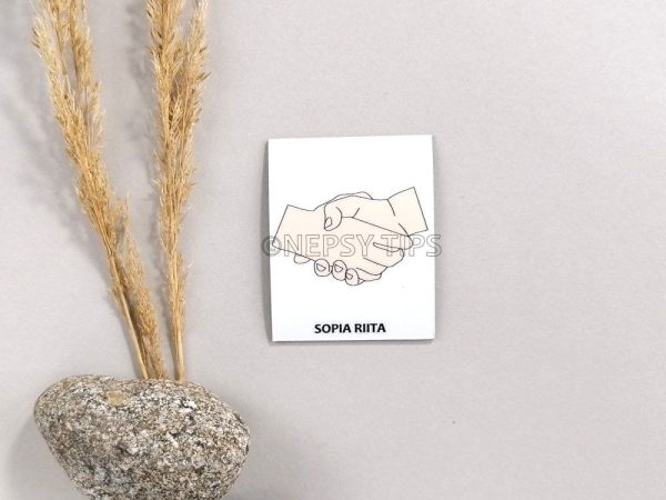 Nepsy Tips lapsen toiminnanohjauksen tukemiseen suunniteltu magneettinen kuvatukikortti Sopia riita, joka kuuluu Käytös kuvasarjaan. Sopia riita kuvatukikortissa on kättelevät kädet.